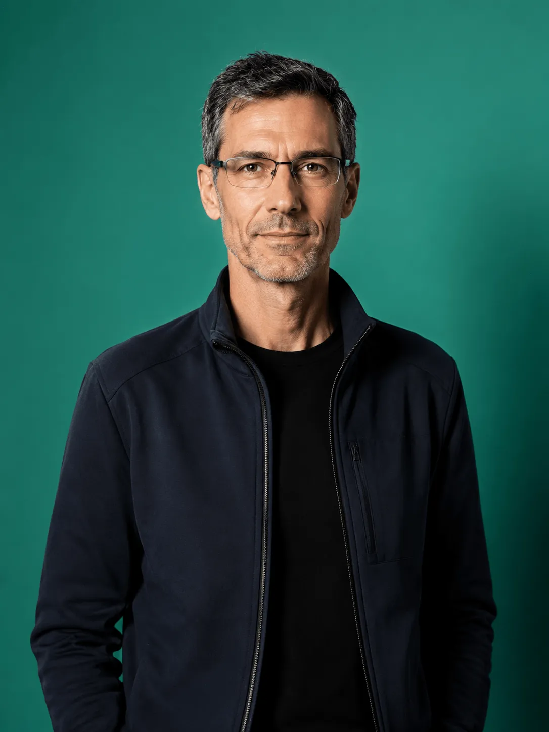 Ethan Carter - Director de Tecnología